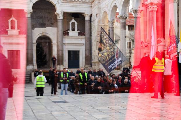 Split: Molitelji na Peristilu okupili su se i ove prve subote u mjesecu