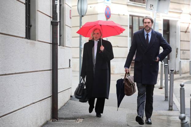 Rijeka: Privođenje Roberta Di Caprija i supruge Iris Kramarić