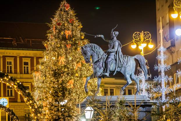 Zagreb: Ugođaj na Zagrebačkom Adventu