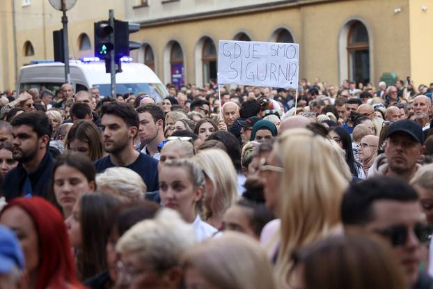 Sarajevo: Građani se okupili na mjestu gdje je stradala doktorica Azra Spahić