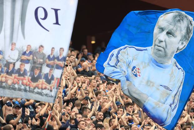 Zagreb: Navijači na utakmici između Dinama i Hajduka