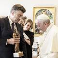 Premijer Plenković izrazio duboku sućut: Hrvatski narod danas oplakuje smrt Pape