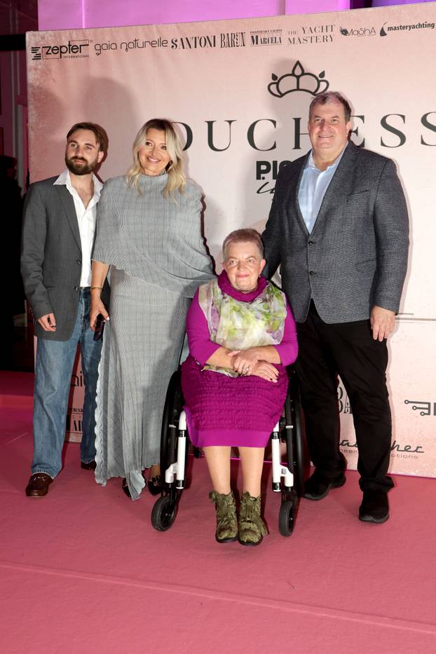 Zagreb: Poznati na modnoj reviji Duchess Womenswear