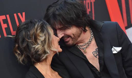 'Zločesti dečko' u braku je bio četiri puta, a zbog Pamele je imao i problema s policijom