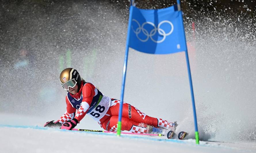 Alpine Skiing - Women's Giant Slalom Run 1