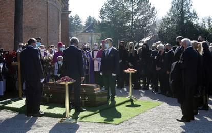 FOTO Na Mirogoju pokopan gradonačelnik Milan Bandić