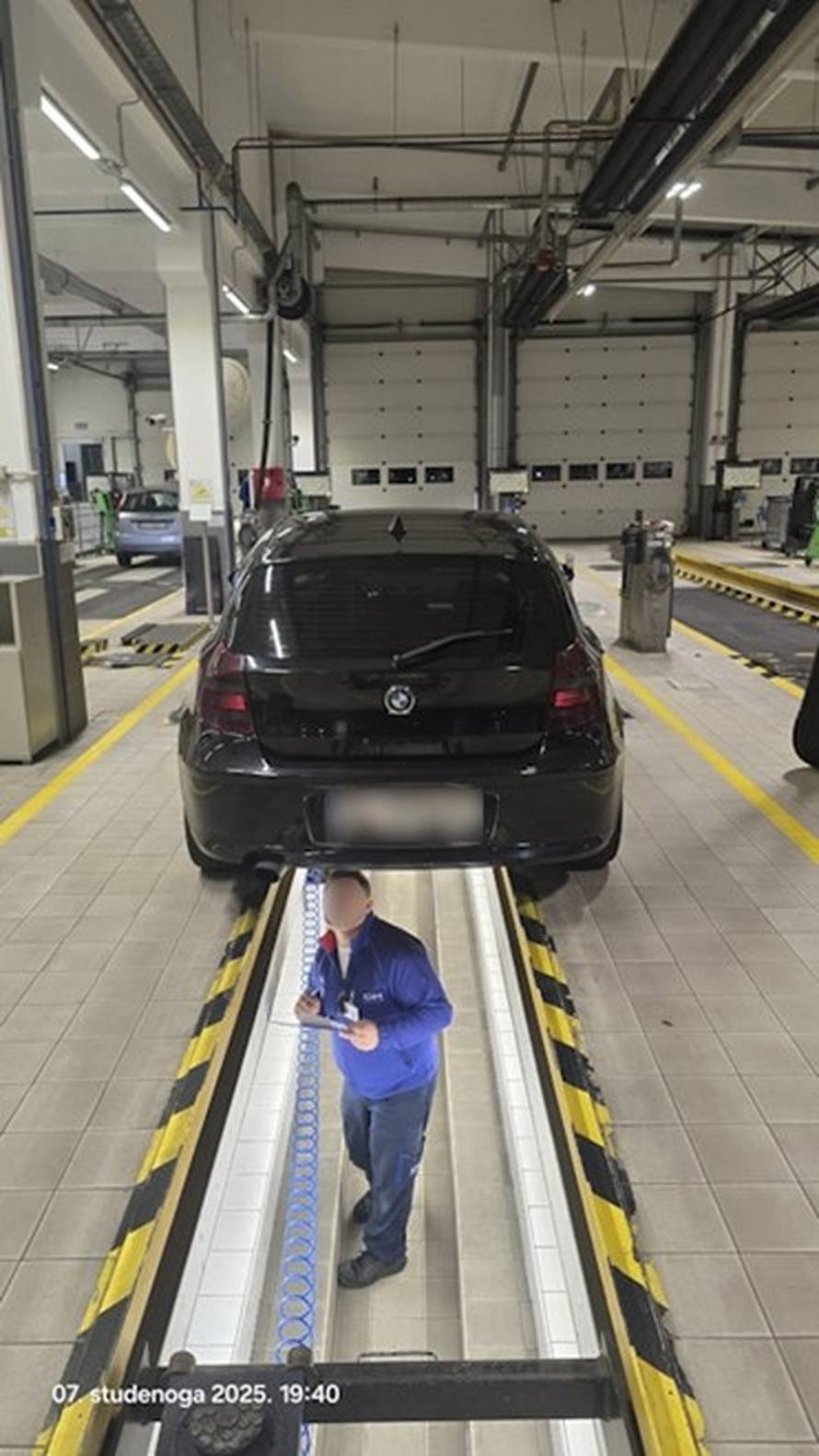 FOTO Policija provela nadzor na 'car meetu' u Zagrebu, čak 16 vozila proglašeno neispravnima