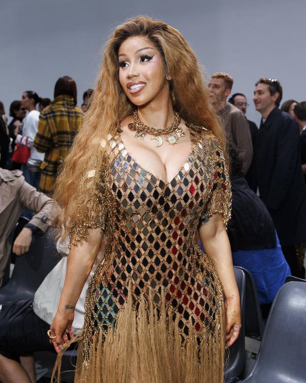 Cardi B attends RABANNE Spring/Summer 2025 Runway during Paris Fashion Week on September 2024 - Paris, France, 25/09/2024