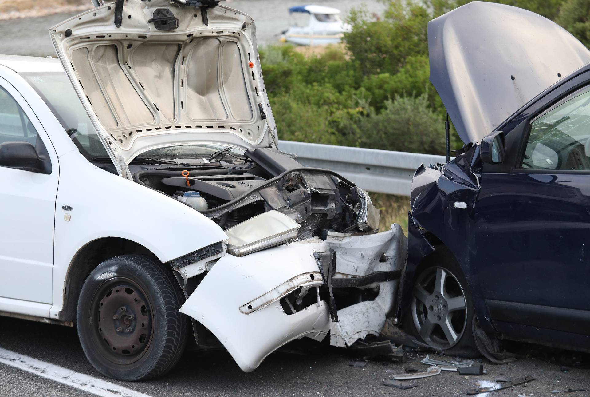 Sudarila se tri automobila kod Šibenika: Ozlijeđeno troje ljudi