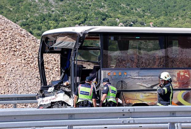 Sudar dva autobusa na A1 u blizini izlaza Vučevica u smjeru Zagreba