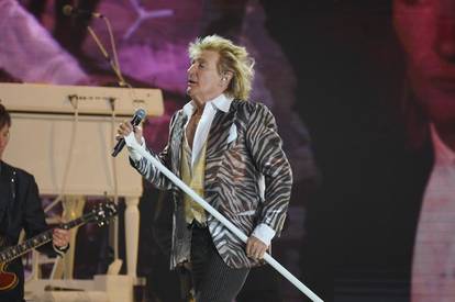 FOTO Rod Stewart nastupio je u Beogradu: Dva sata je publiku zabavljao svojim hitovima