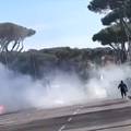 VIDEO Sukob ultrasa u Italiji uoči rimskog derbija. Policija je potjerala oko 300 navijača
