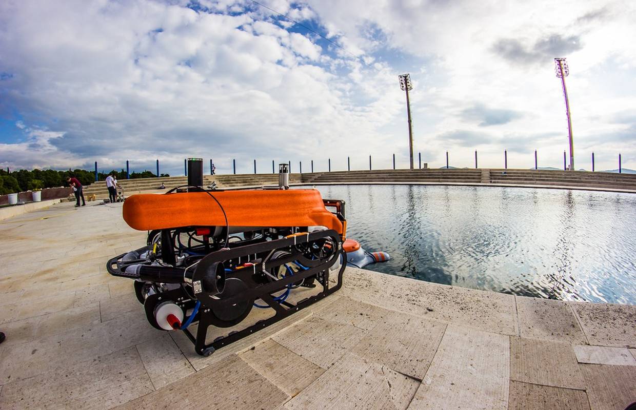 Izradili podvodne robote koje ronioci kontroliraju pokretima