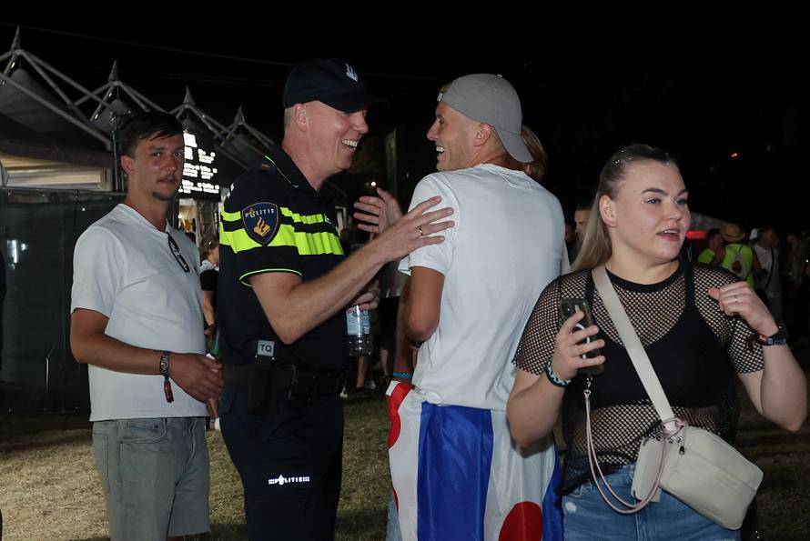 Split: Prvi koji su ušli na Ultru čekaju prve nastupe DJ-a