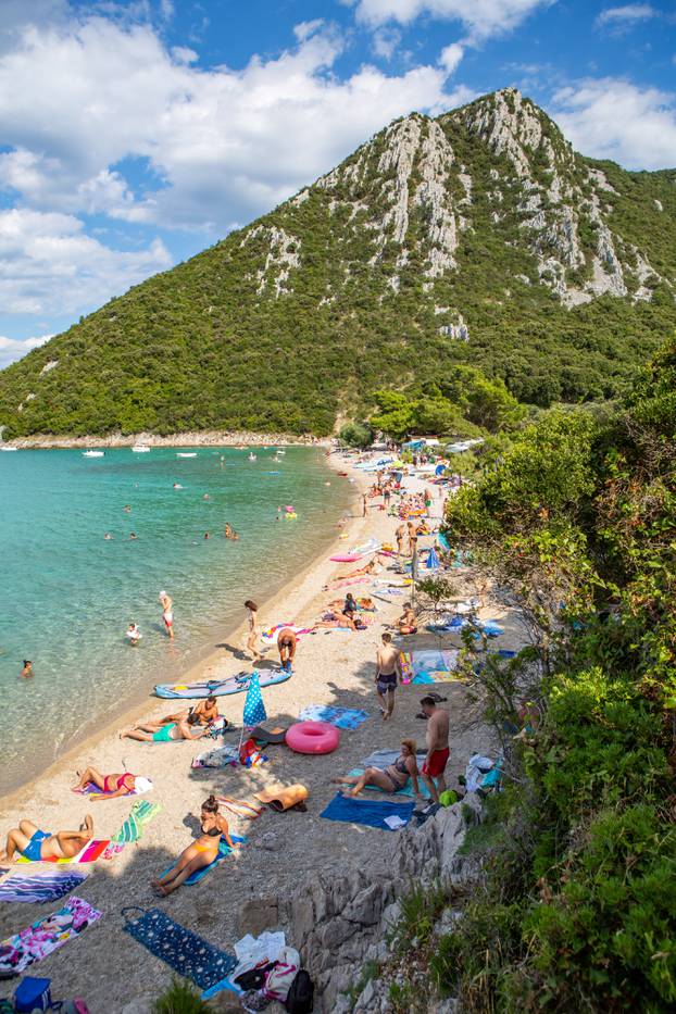 Plaža Divna jedna je od najljepših na Pelješcu