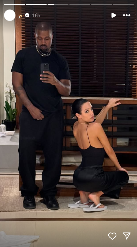 I ove godine Bianca nastavlja s golišavim outfitima! Kanye se pohvalio suprugom u bodiju...