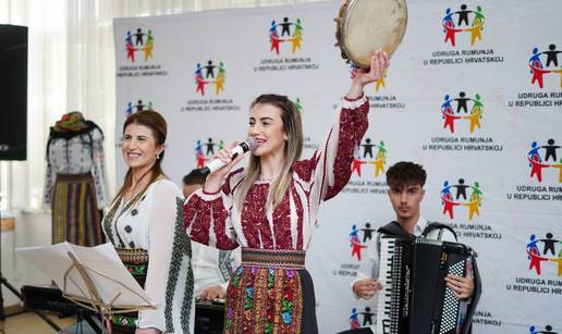 Rumunjska glazba i blagdanski obi&ccaron;aji odu&scaron;evili Zagrep&ccaron;ane