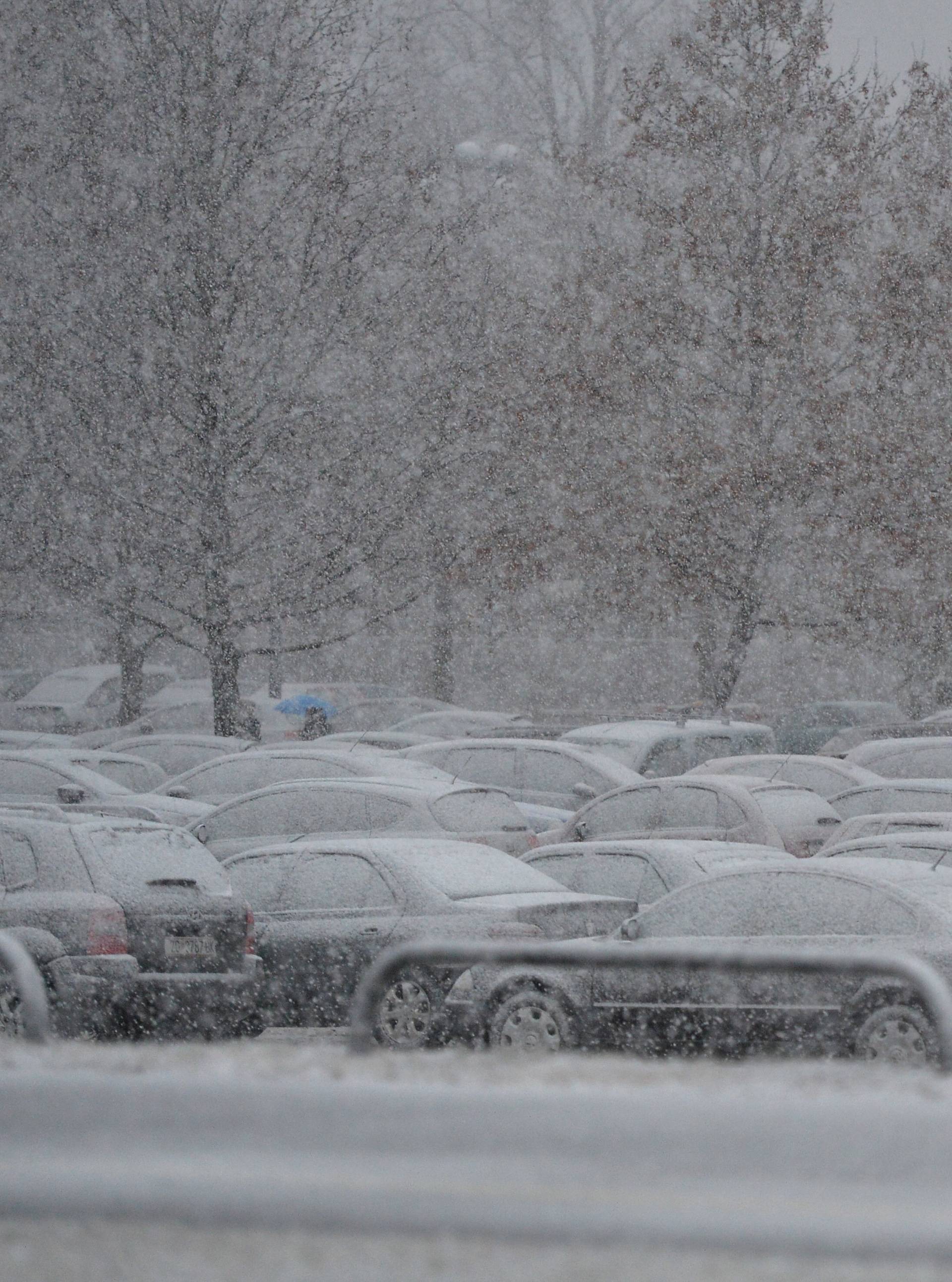 Ovo je sedam ključnih savjeta za vožnju autom po snijegu