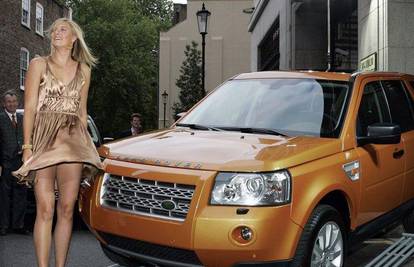 Maria Šarapova pokazala noge umjesto Land Rovera
