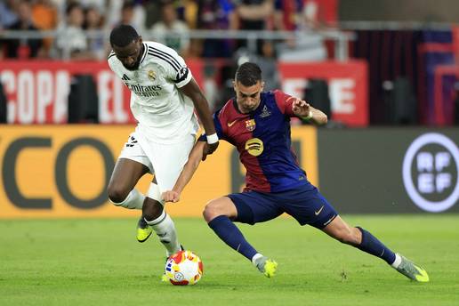 UŽIVO Barcelona - Real 1-0: Ancelotti izgubio živce, napokon je ubacio Luku Modrića u igru!