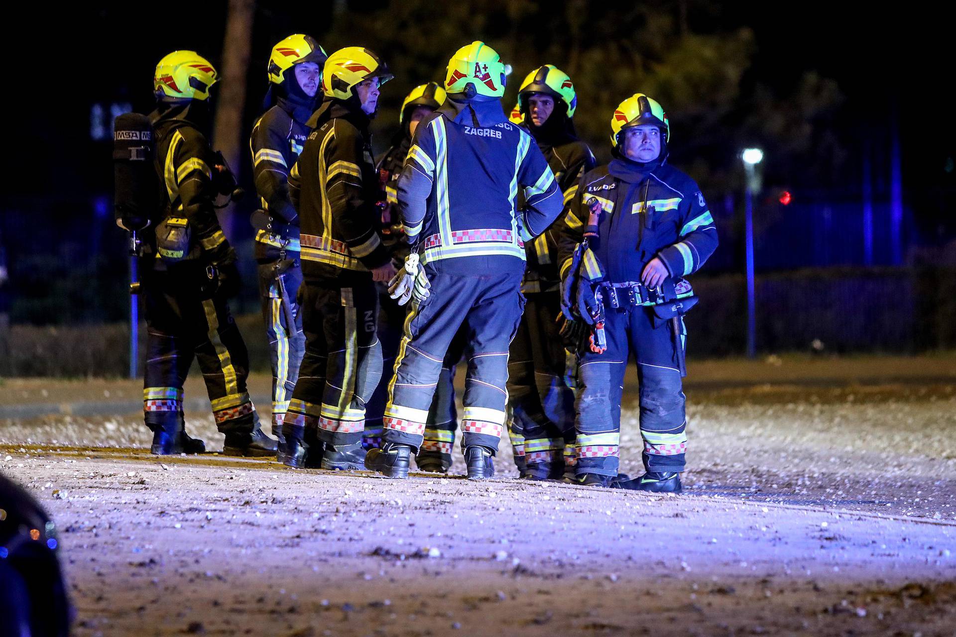 Zagreb: Nakon snažne eksplozije nepoznati predmet pao nedaleko SC Stjepan Radić