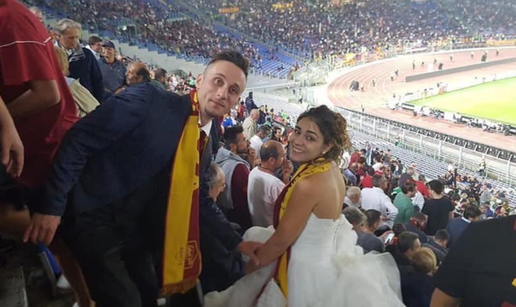 Mladenci iz crkve na Olimpico: U vjenčanici navijala za Romu