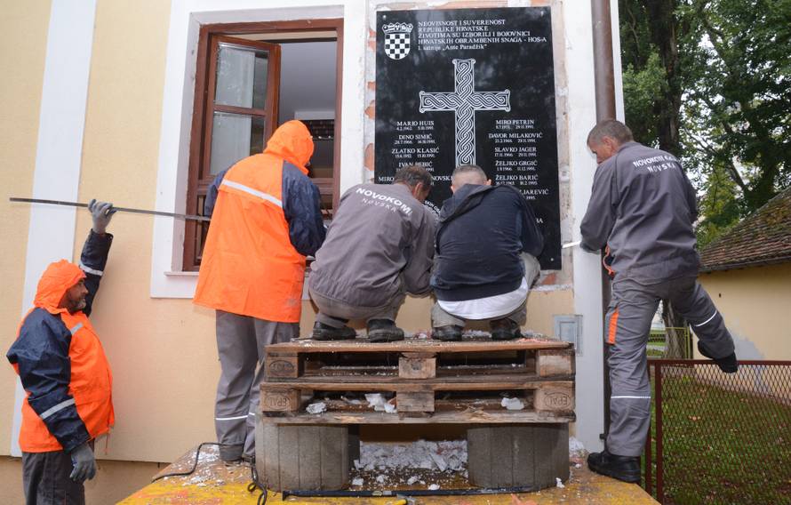 'Nismo fašisti! Ploča sa svim oznakama ide na drugo mjesto'