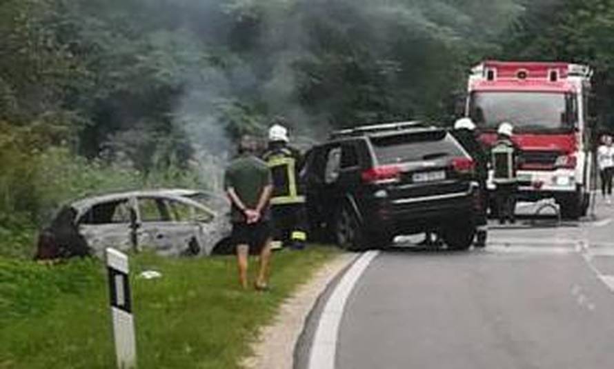 Užas kod Čakovca: Auti gorjeli, tata i dijete se bore za život...