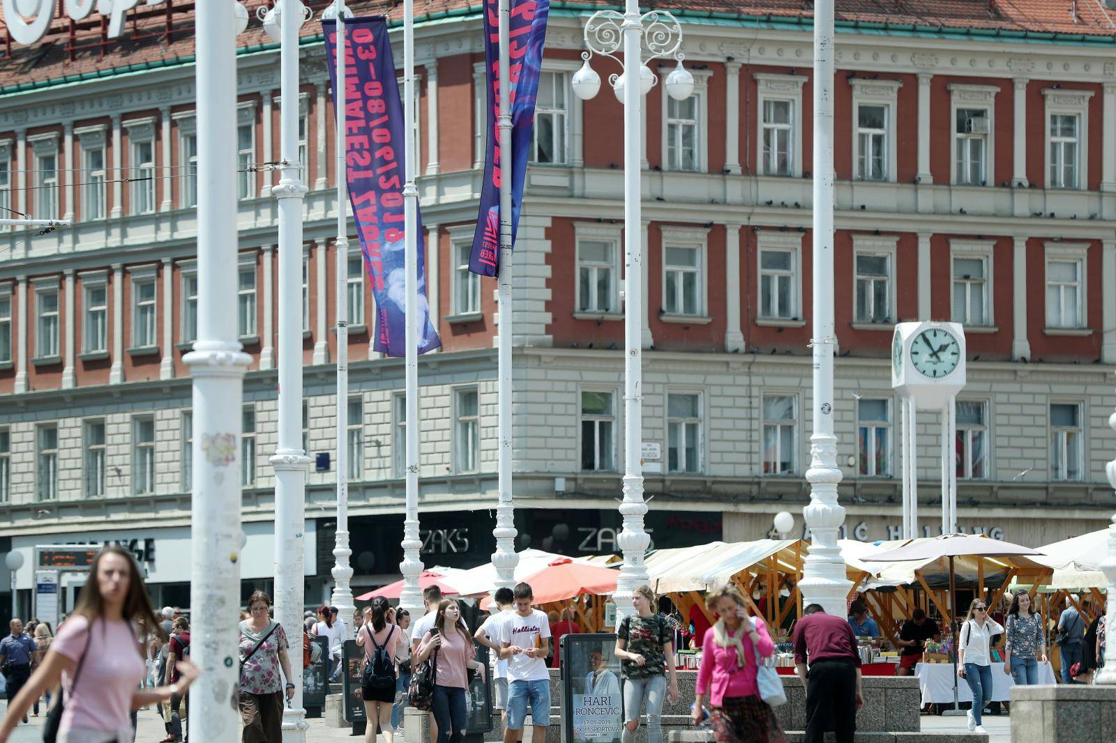 Zagreb: SunÄan i topao dan kao stvoren za Å¡etnju ili odmor u hladu