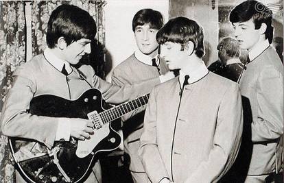 McCartneyjeva fotografija iz školskih dana na aukciji