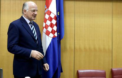 HDZ napao Josipovića; Leko: Nije vam ovo predizborni skup