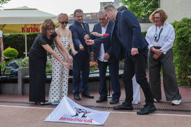 Zagreb: U kazalištu Kerempuh odrzano je sve&ccaron;ano otvaranje zvijezde glumici Nini Erak