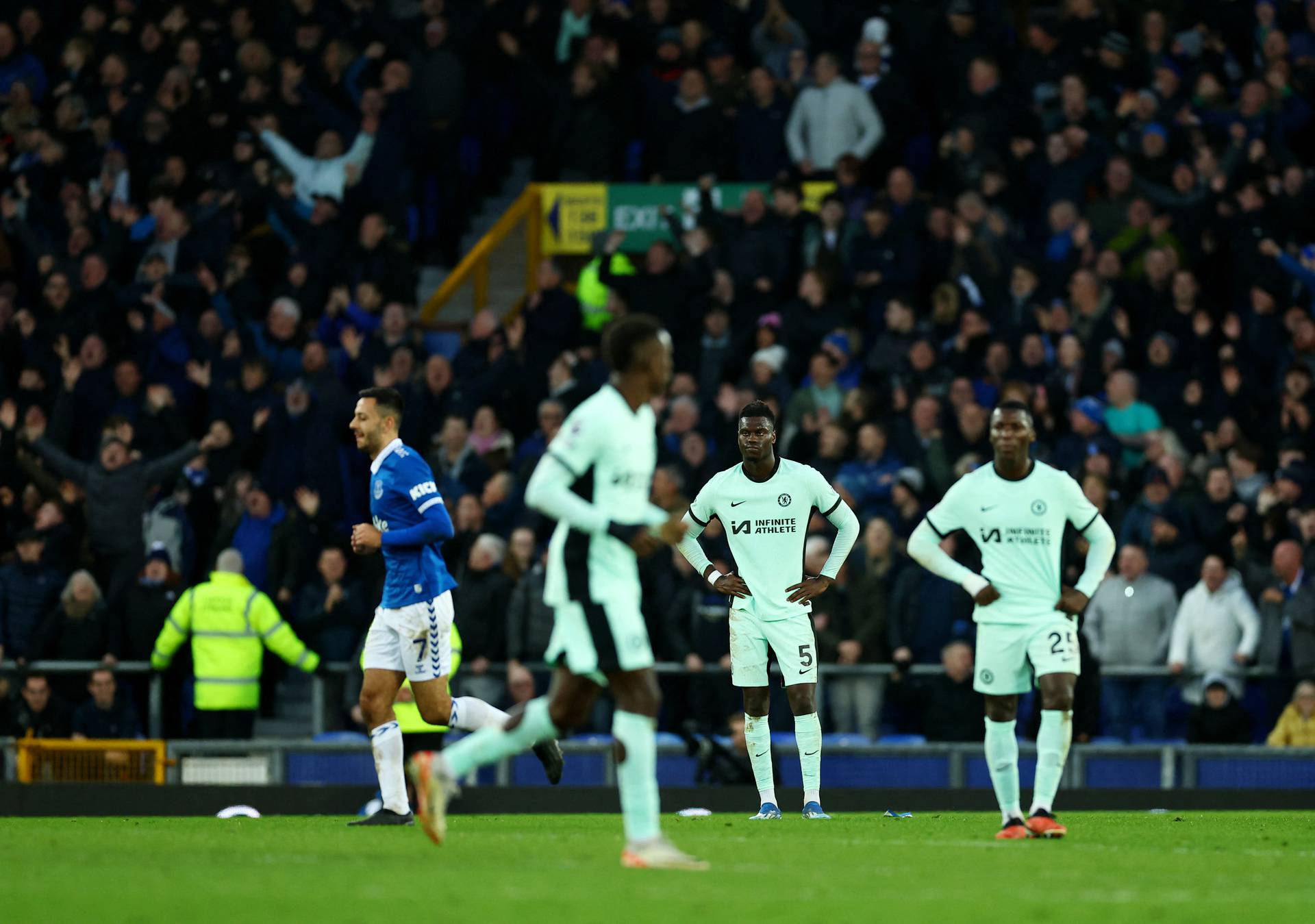 Premier League - Everton v Chelsea