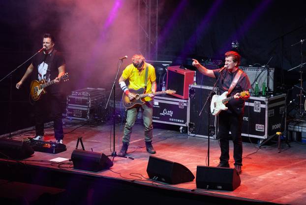 Osijek: Bajaga i Instruktori održali koncert u dvorani Gradski vrt 
