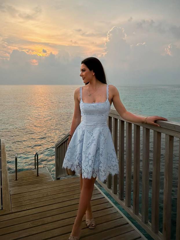 FOTO Kći slavnog nogometaša obožava konje i jahanje. Proslavila se na 'Otoku ljubavi'