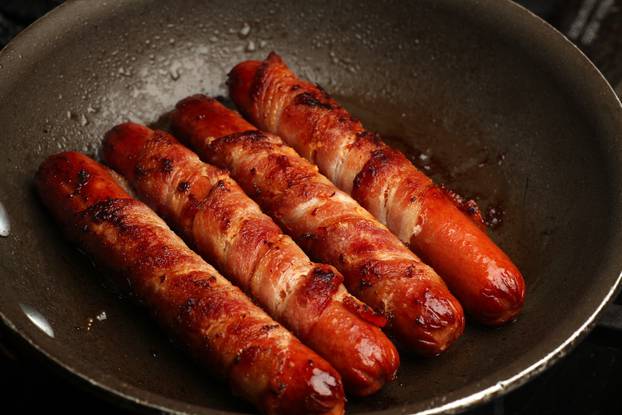 Wieners,In,A,Blanket/cooked,Hot,Dogs,Wrapped,In,Bacon,In