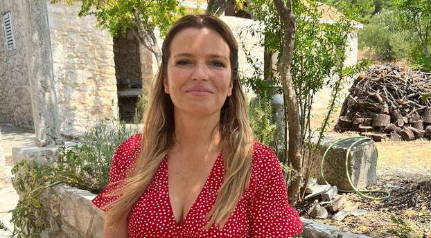 Nakon 'Savršenog' vodi 'Život na vagi': Evo kako se Antonija Blaće mijenjala kroz godine...