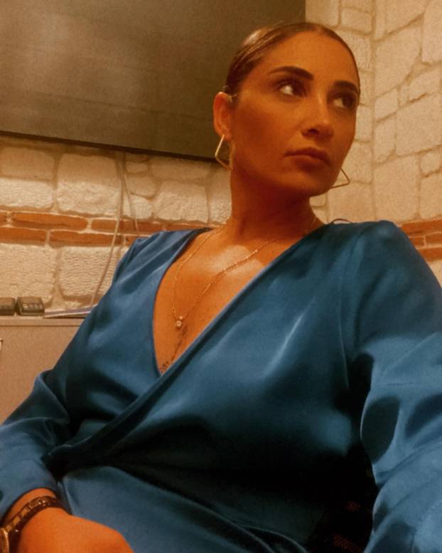 FOTO Trenerica u štiklama ruši barijere i ide u novu avanturu. Nazivaju je 'ženski Fatih Terim'