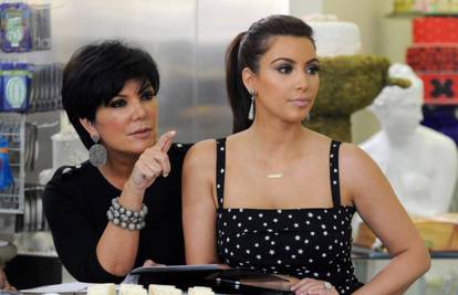 Dnevnik otkrio: Majka je fizički zlostavljala Kim Kardashian...