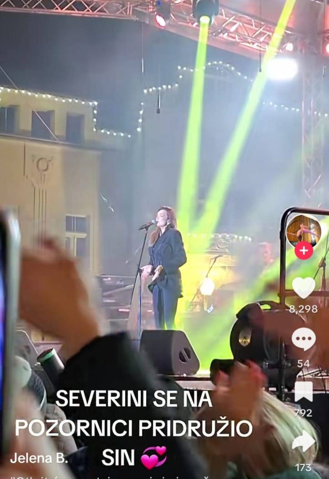 Severina na nastup u Samoboru dovela sina tijekom emotivne izvedbe pjesme 'Rođeno moje'
