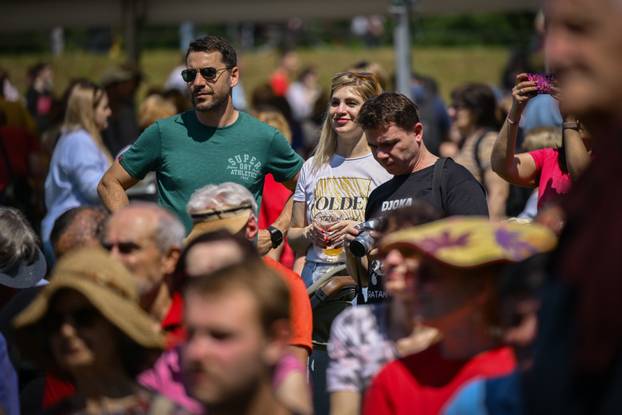 Zagreb: Atmosfera na koncertu na proslavi Međunarodnog praznika rada na Maksimiru