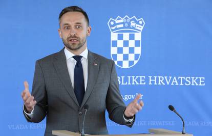 Piletić: 'U Milanovićevom mandatu mirovine su rasle  3 posto, odnosno za 12 eura...'