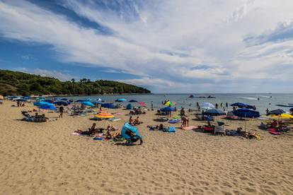 10 najljepših pješčanih plaža u Hrvatskoj koje morate posjetiti