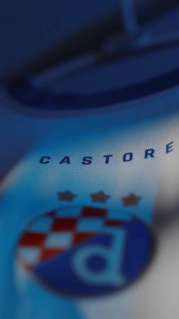 Dinamo nosi bijeli dres nakon 21 godinu! Kako vam se sviđa?