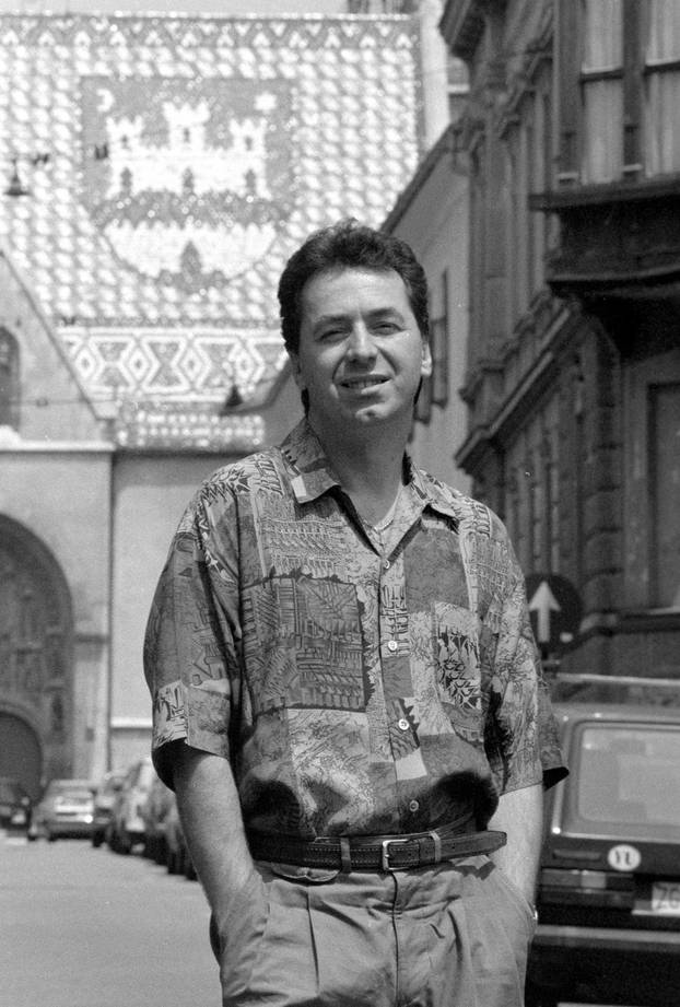 Zagreb: Pjevač Tomislav Ivčić, srpanj 1990.