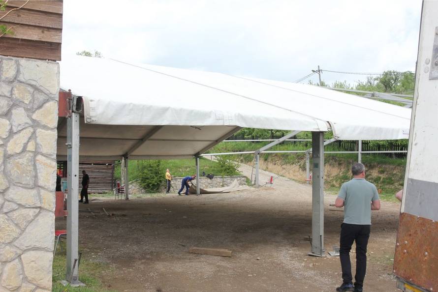 Jeza kod Banja Luke: 'Na cesti je trag krvi, ne spavamo noću'