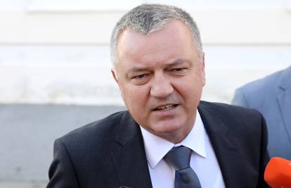 Ministar Horvat: Đuro Đaković grupa ne ovisi samo o državi
