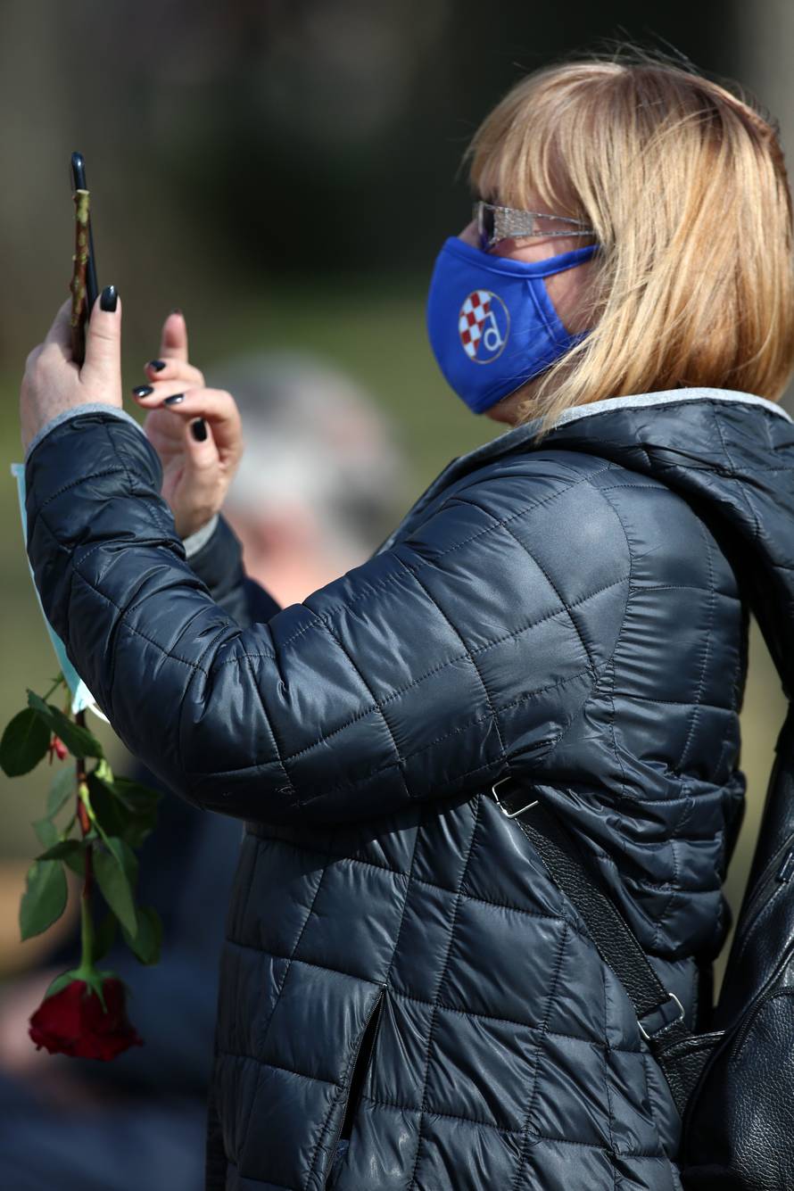 Sprovod velikana hrvatskog nogometa Zlatka Kranjčara na zagrebačkom groblju Mirogoj