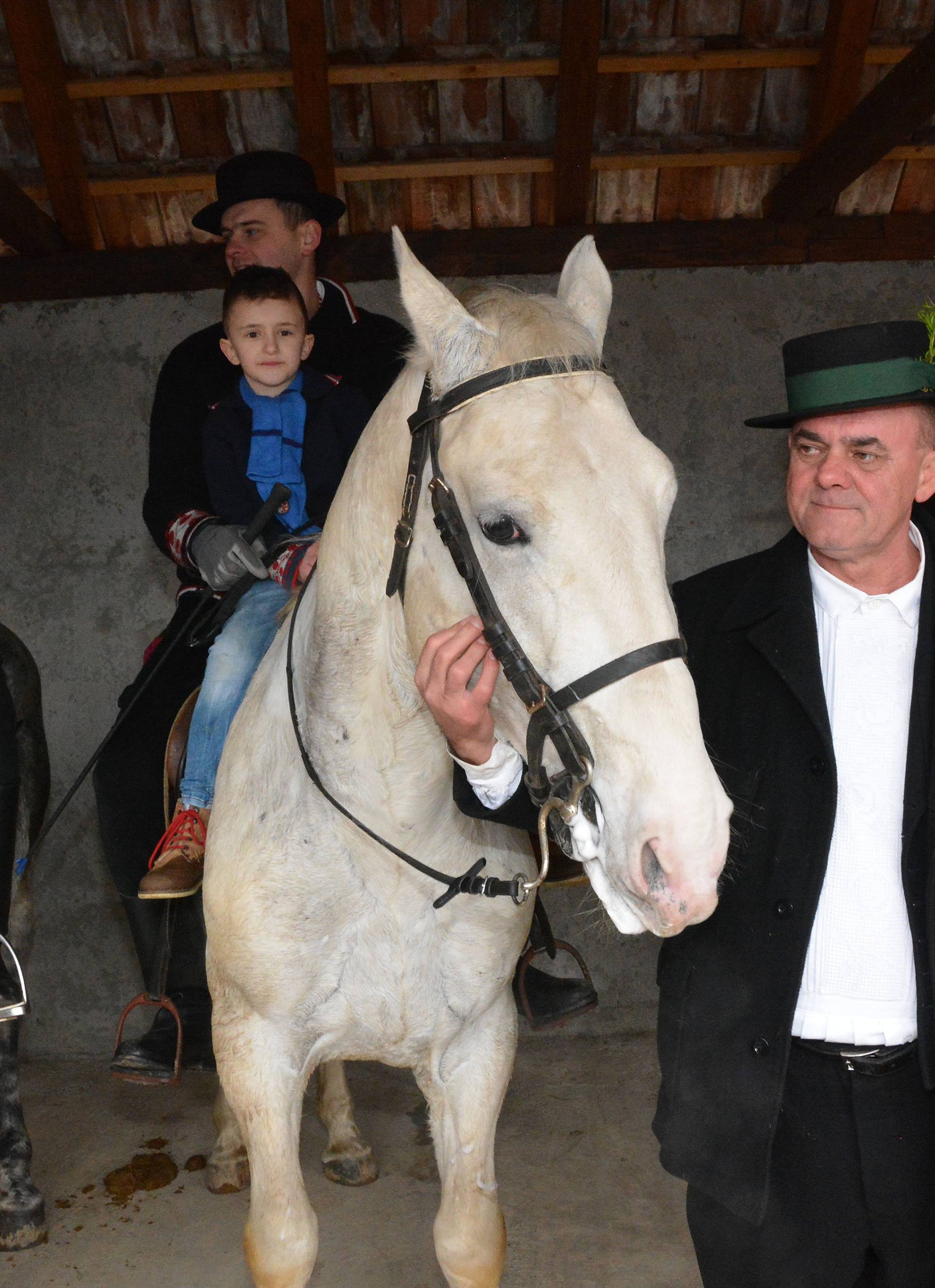 Župan Tomašević je na selu: 'Otišao je u roditeljsku kuću'