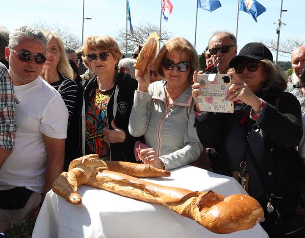 Šibenik: Podjela hrane na uskršnji ponedjeljak